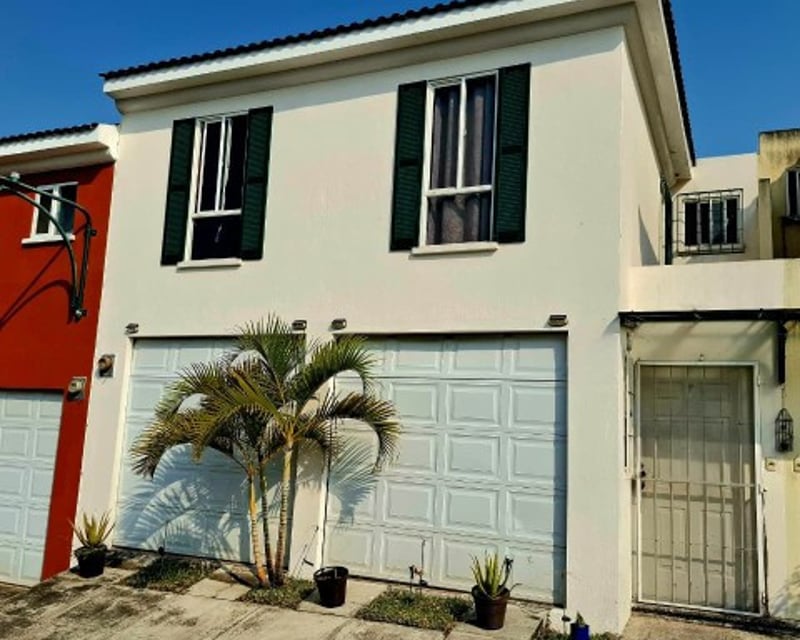 Casa en Venta Jardines de Verona Villa Nueva