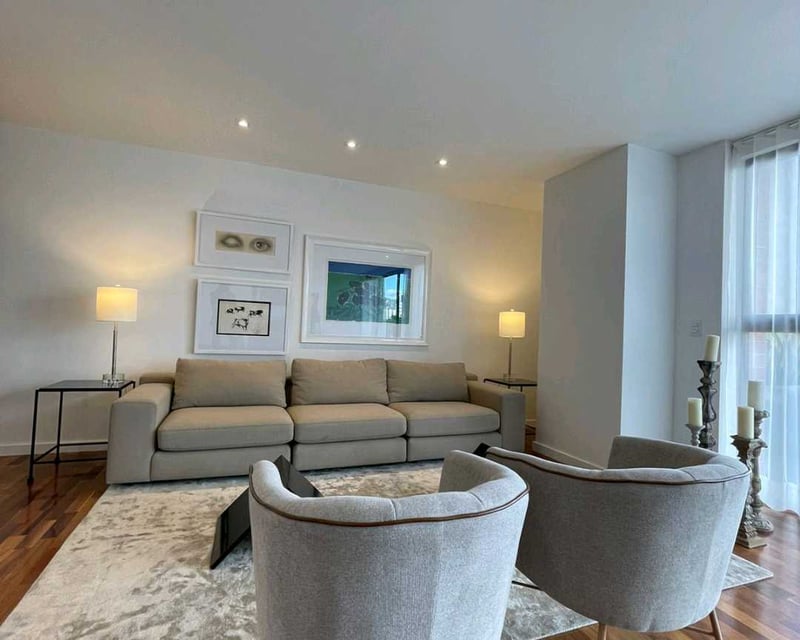 Alquilo Hermoso Apartamento en zona 10 con o sin muebles