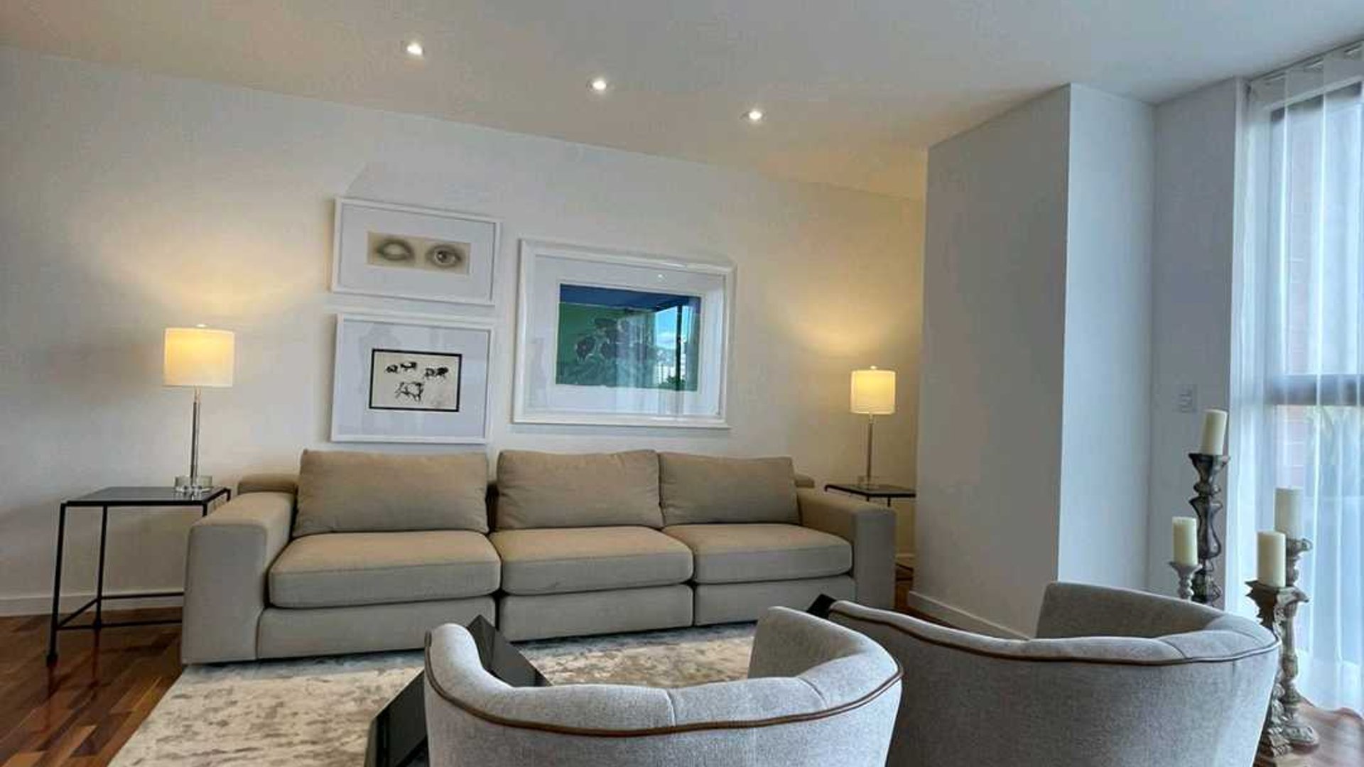 Alquilo Hermoso Apartamento en zona 10 con o sin muebles