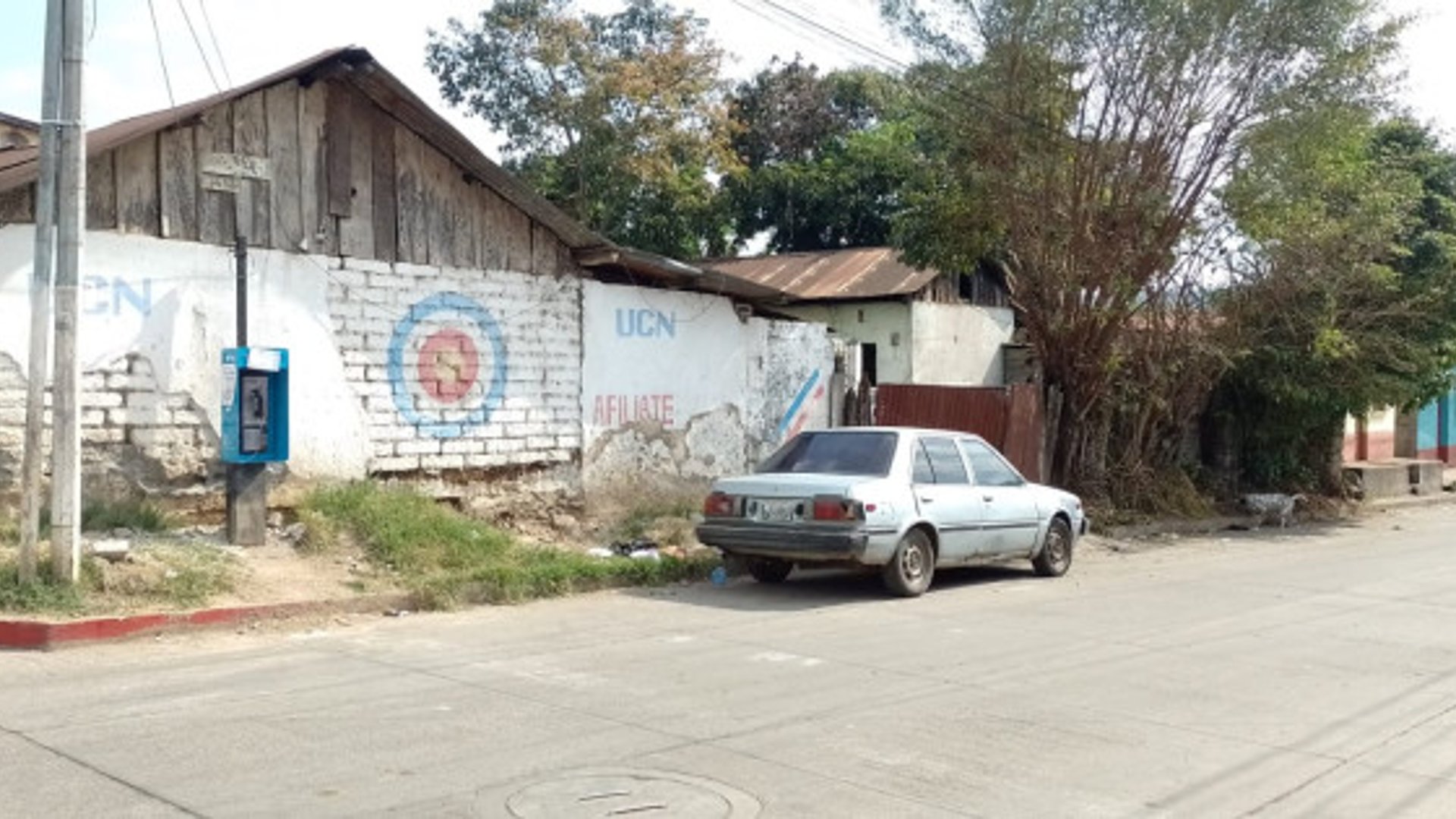 Casa-Terreno en venta para uso comercial en Barberena - Miniatura 4