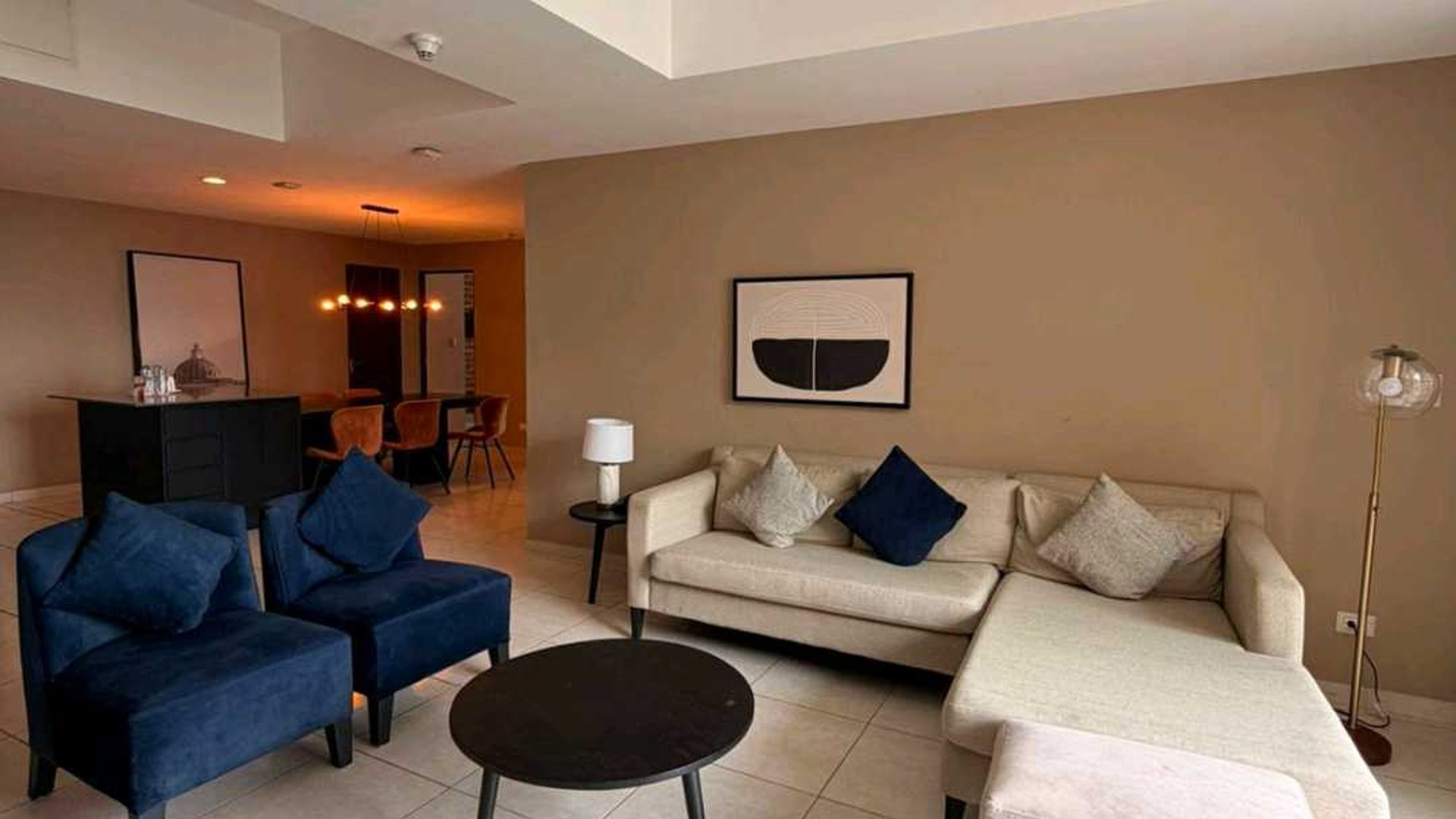 APARTAMENTO AMUEBLADO EN ALQUILER ???? Edificio Adriatika, Zona 14 - Miniatura 2