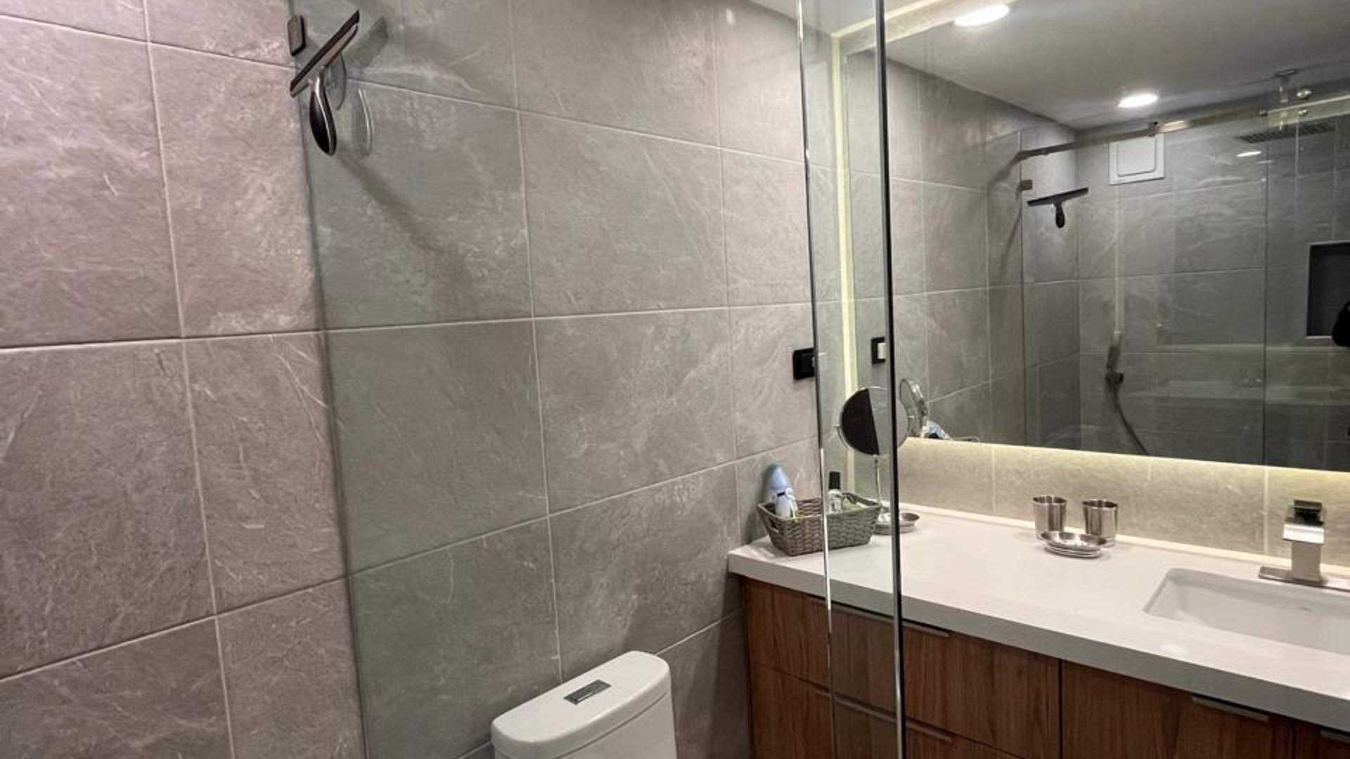 Apartamento en Alquiler Edificio La Barranca, zona 15 VH1 - Miniatura 19