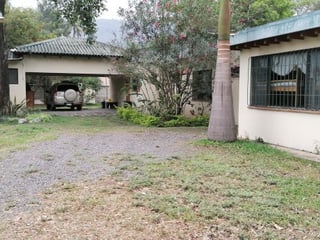 Venta  Chalet terreno grande Amatitlan 10000 vrs - Image 1