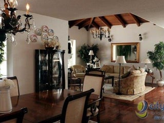 Venta o Renta de Amplia Casa en Carretera a El Salvador - Image 8