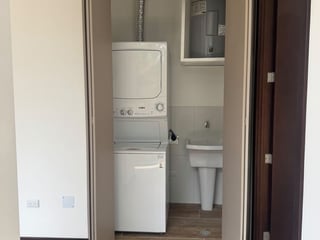 Alquiler apartamento 1 Dormitorios | DOSENTO Oakland Zona 10 (B) - 5