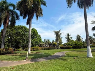 SEA SIDE TERRENO DE  1,144 VARAS   EN VENTA - 3