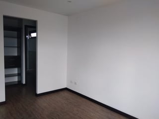 Apartamento en venta, en Zona 15 - 3