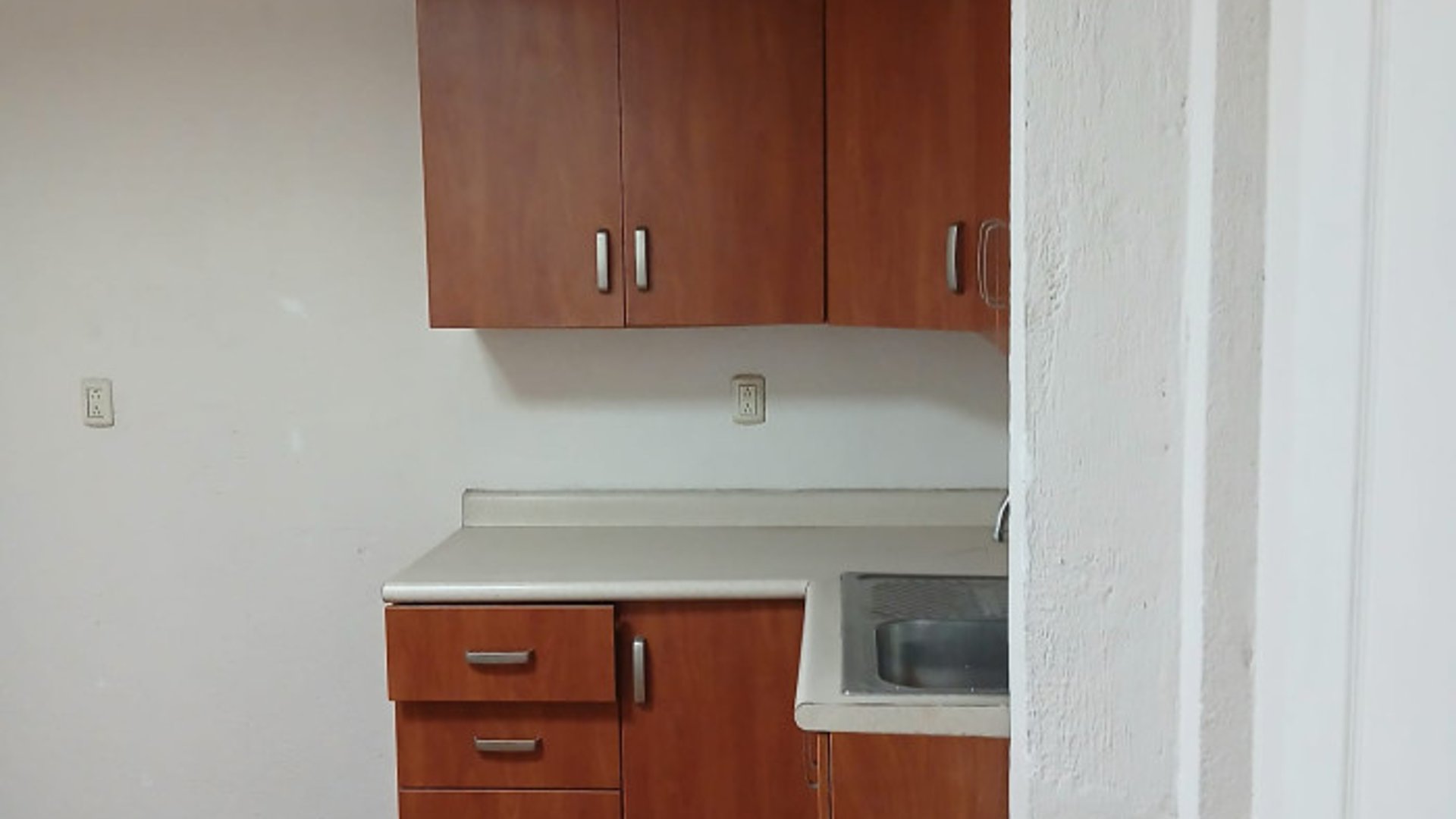 Oficina en Alquiler en Zona 10 - Miniatura 11