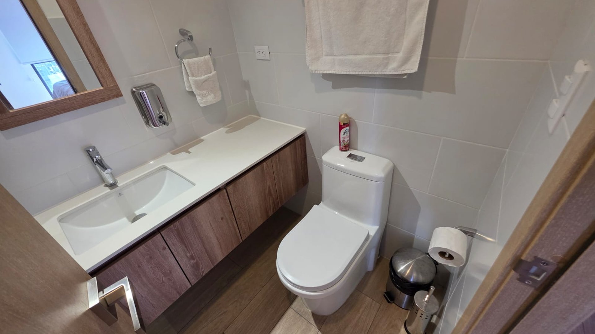 Apartamento amueblado en renta - 2 habitaciones en zona 10 Ref-5971 - Miniatura 13