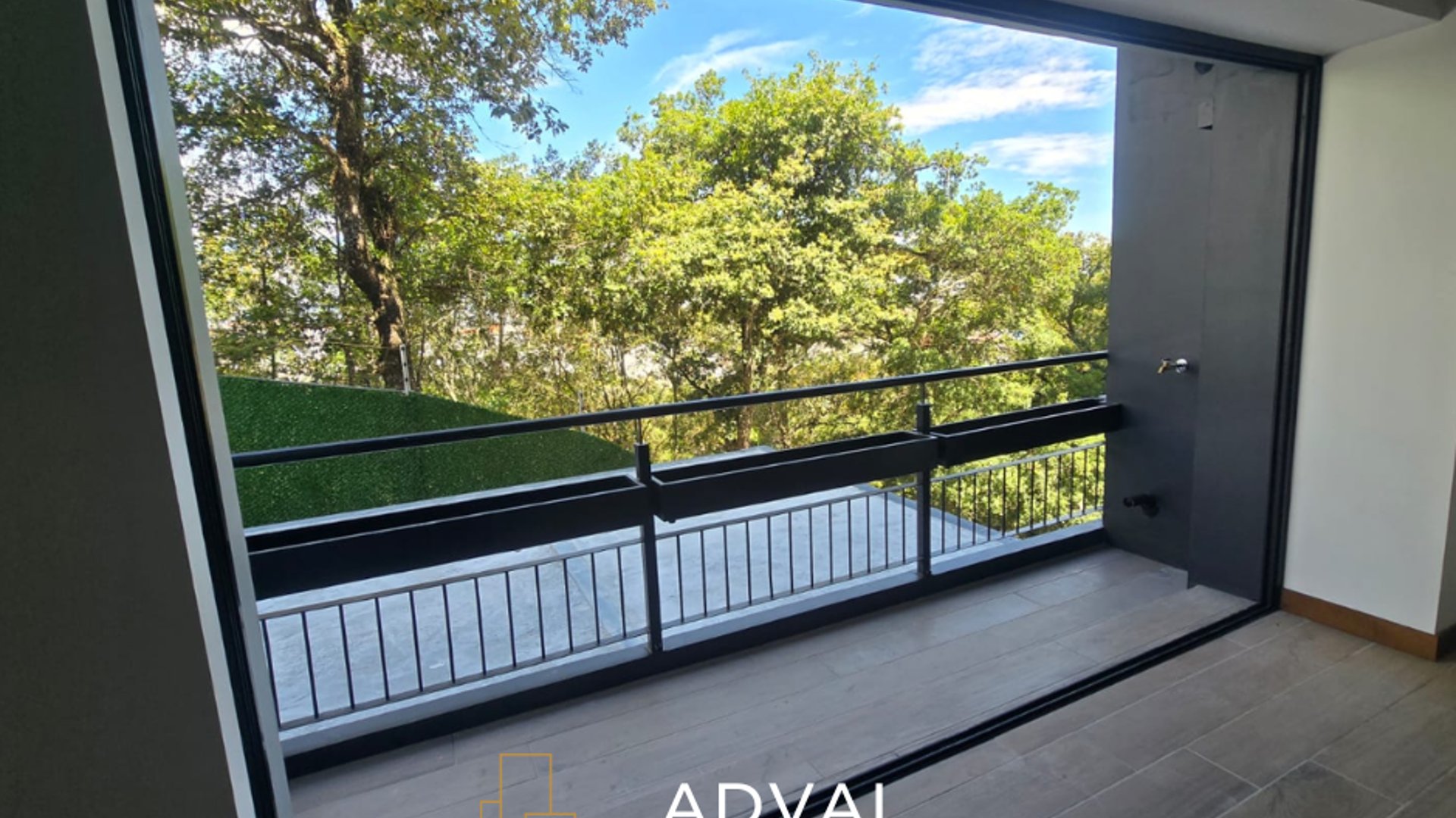Apartamento en renta Vilabosque Zona 16 / a 7 minutos de Cayala. - Miniatura 3