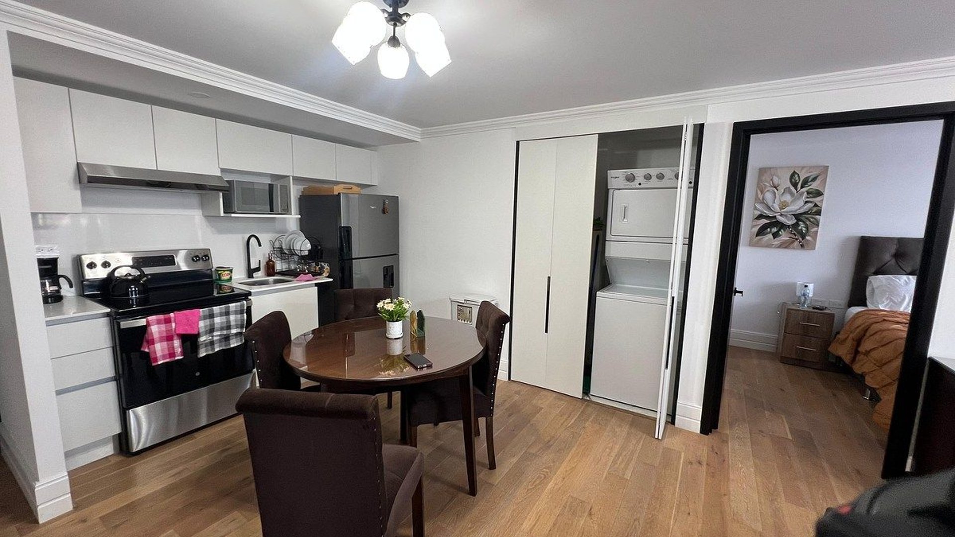 Apartamento en Renta - Céntrico Zona 5 Torre 3 - Miniatura 2