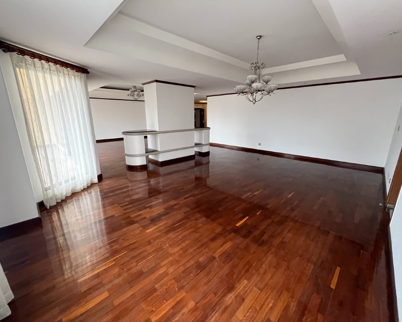 Penthouse en Torre Castelar, zona 10
