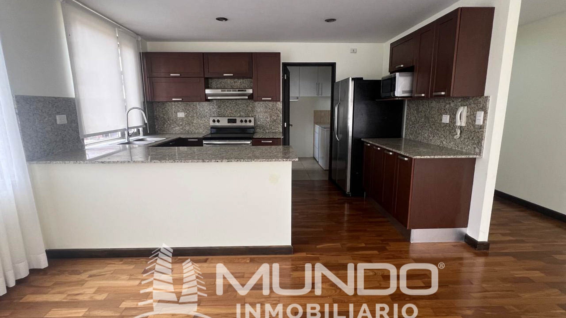 APARTAMENTO EN RENTA ZONA 10 - Miniatura 4