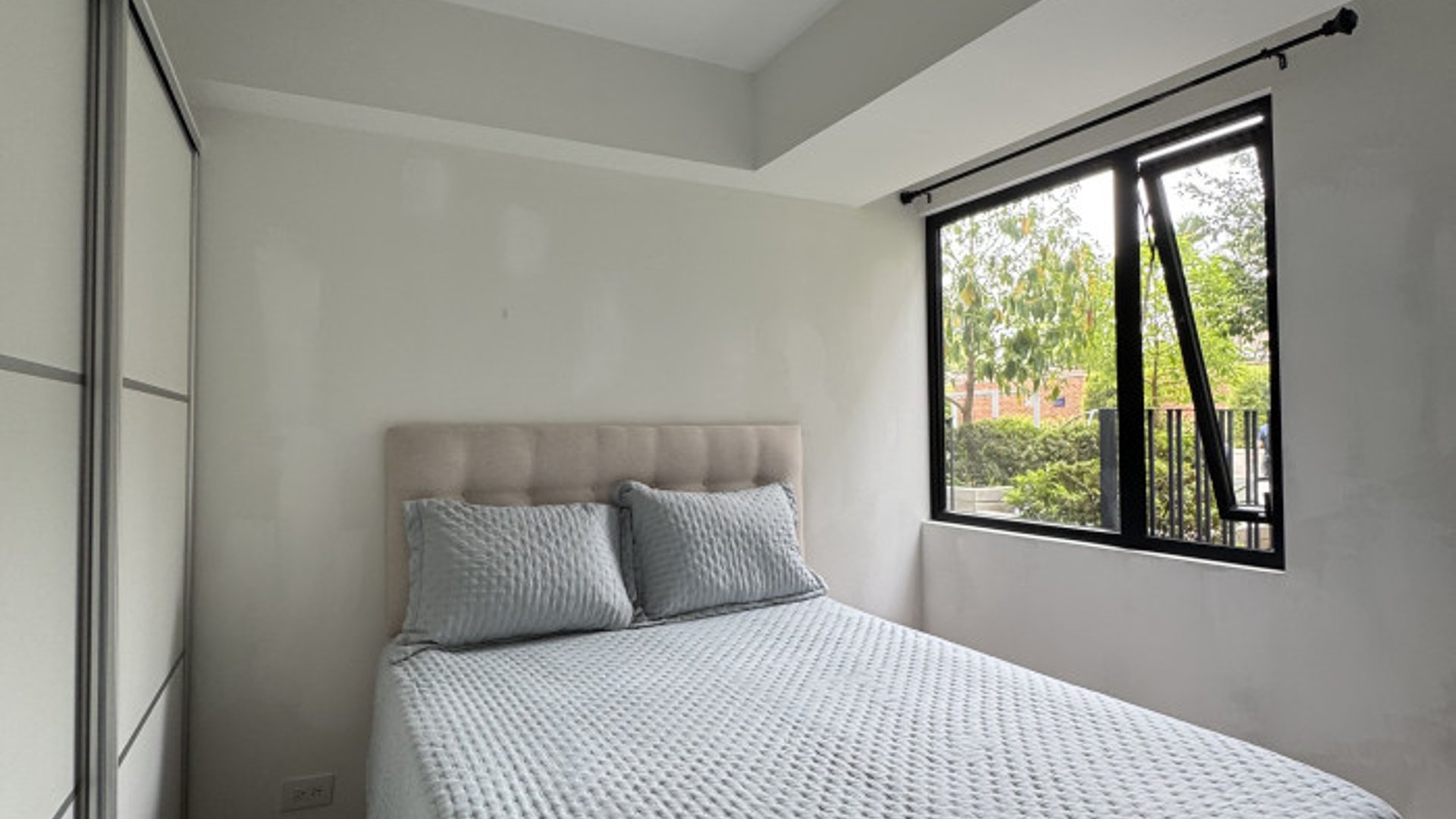 Apartamento Amueblado en Renta Zona 9 Cendana - Miniatura 4