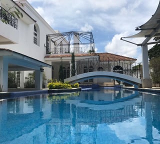 Exclusiva Casa con Piscina en Foresta de Cayalá | Zona 16