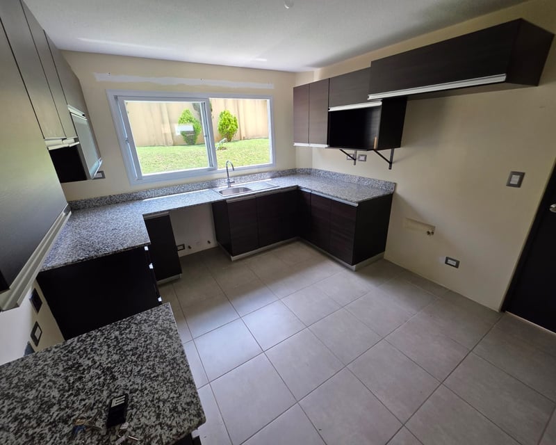 Venta de casa en Cumbres de la Arboleda KM22 CAES Ref-5899