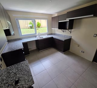 Venta de casa en Cumbres de la Arboleda KM22 CAES Ref-5899