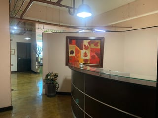 OFICINA EN VENTA EN ZONA 10  EDIFICIO DUBAI CENTER  - 3
