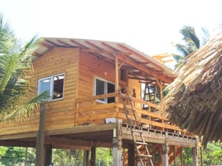 Terreno a orilla de la Playa con Casa en Venta - 5