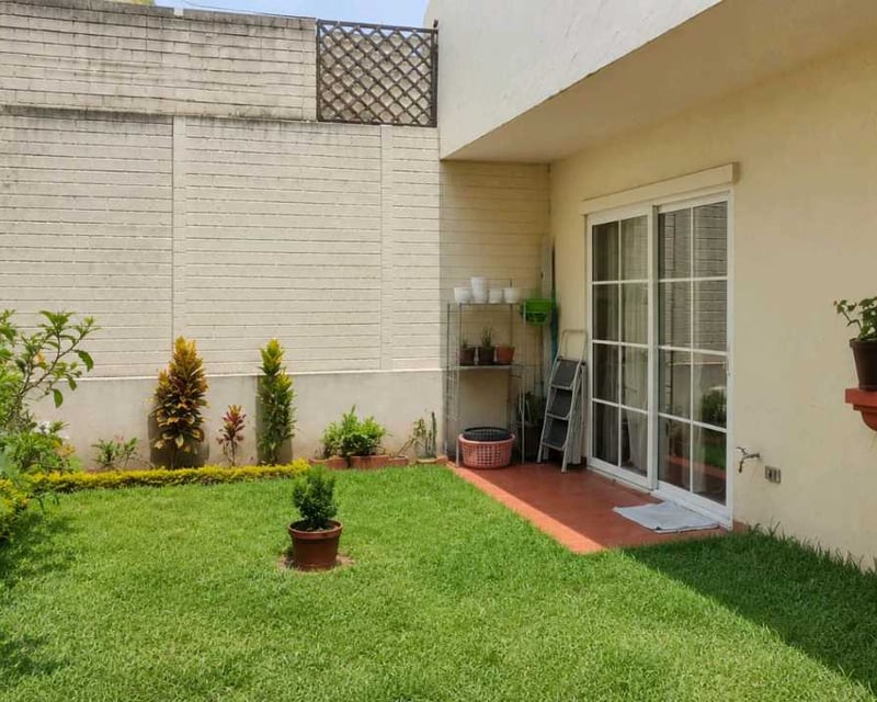 CASA EN VENTA 📍 Condado San Nicolás, Mixco
