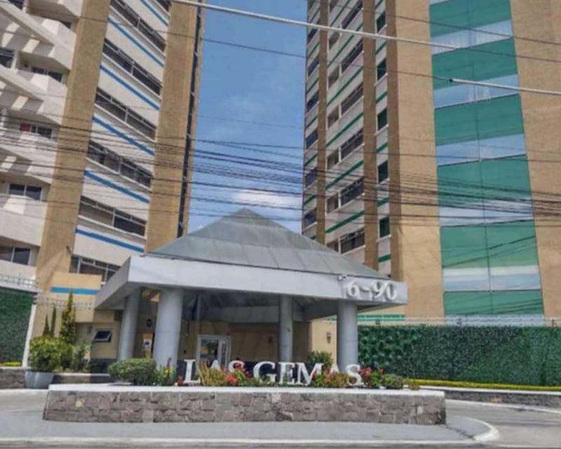 Venta de apartamento de 3 habitaciones Las Gemas zona 11