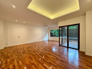 Apartamento con Jardín en renta con o sin muebles ,zona 10 - 3
