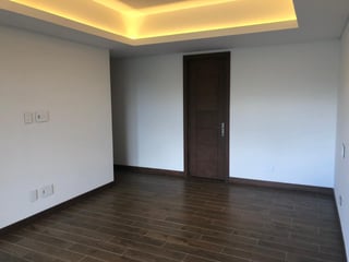 Venta de apartamento en Reserva de Oakland zona 10 - 5