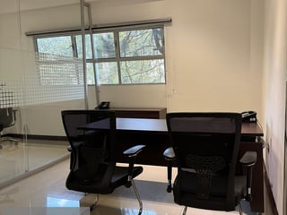 2 Edificios en Renta ideal para Universidades, Call Center u Oficinas CAES - Image 42