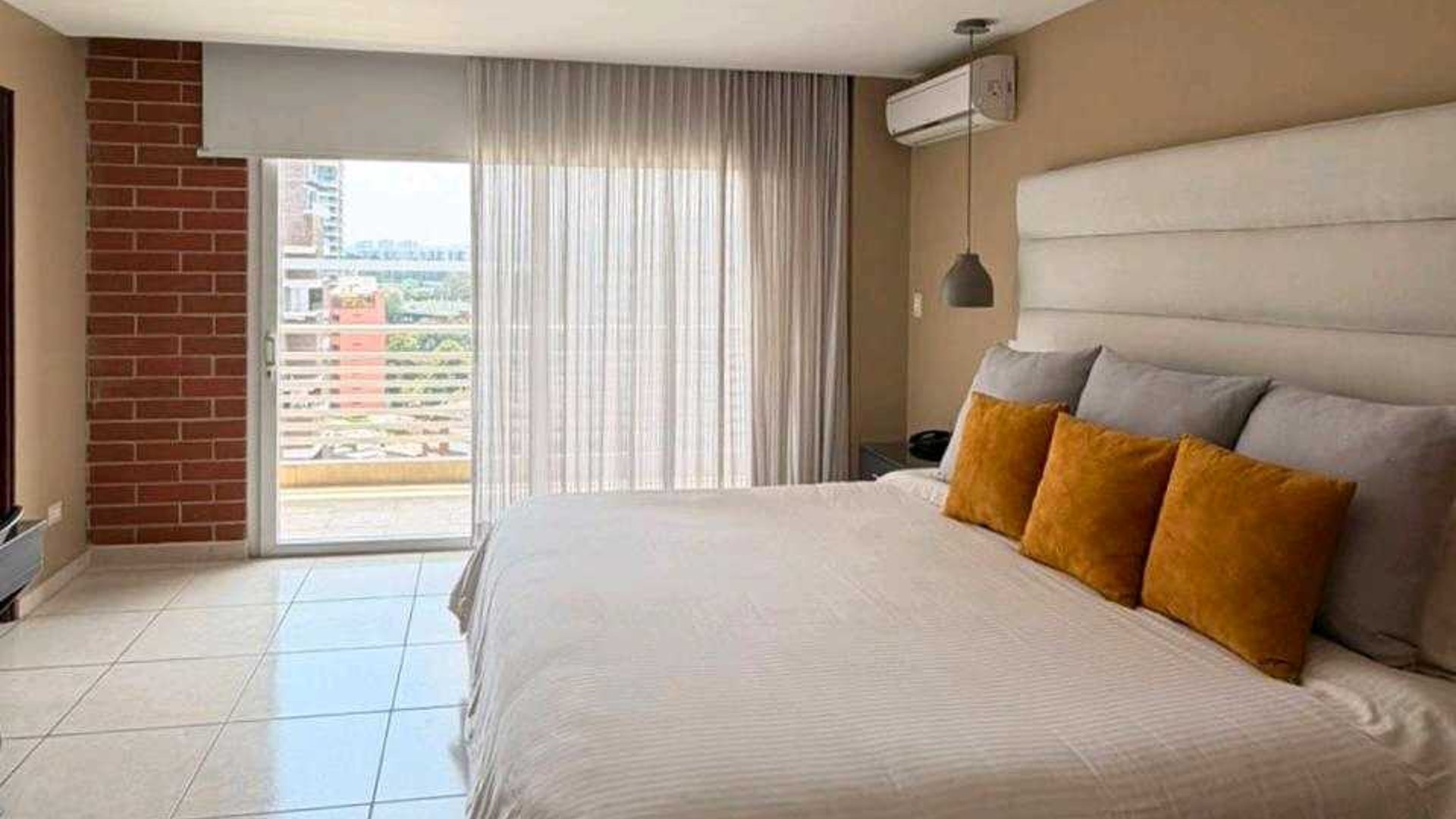 APARTAMENTO AMUEBLADO EN ALQUILER ???? Edificio Adriatika, Zona 14 - Miniatura 10