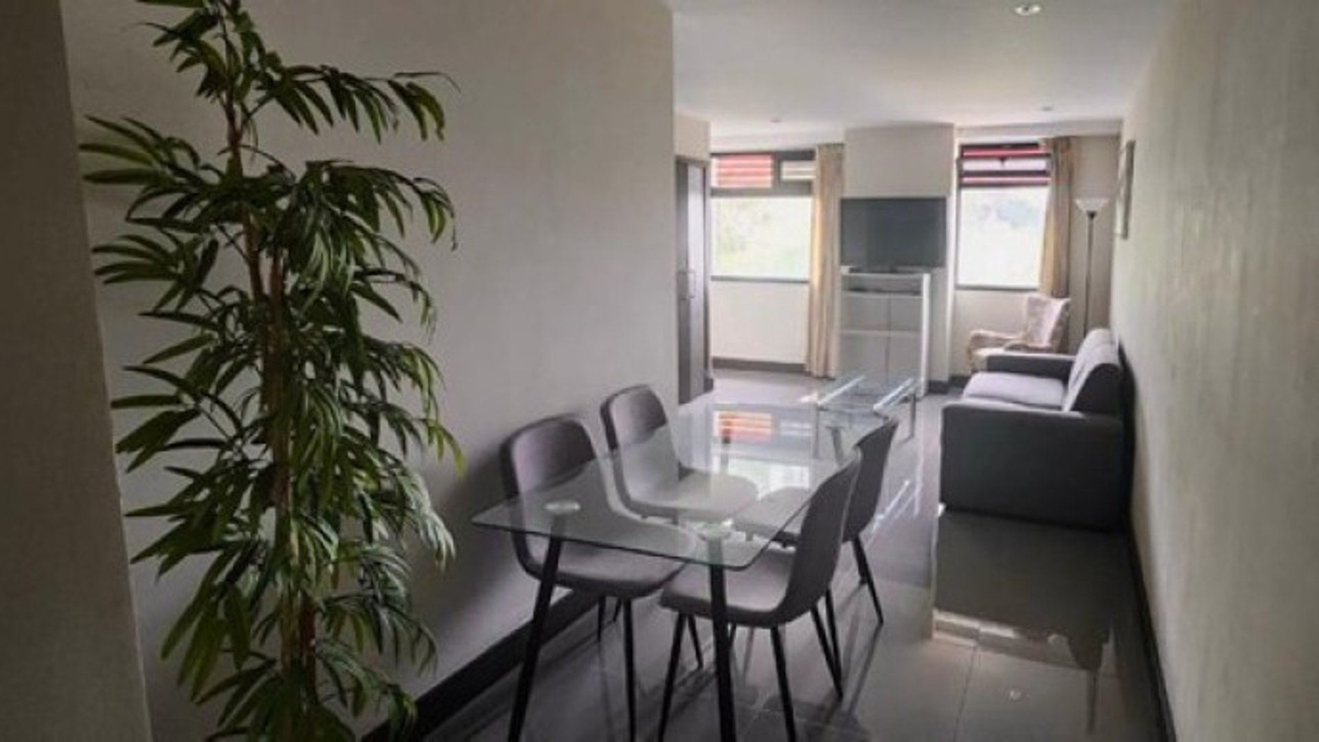 Apartamento amueblado en renta zona 15 Vista Hermosa