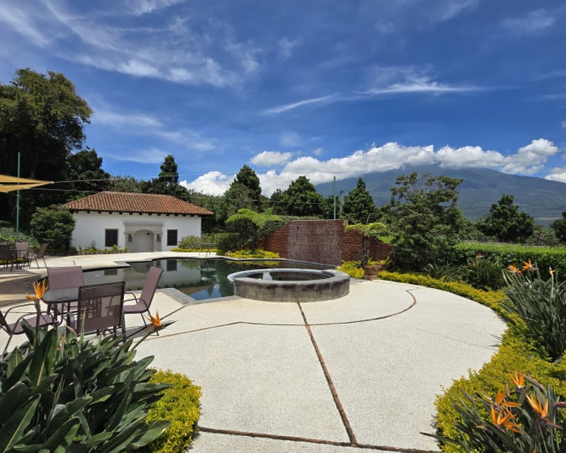 Casa en Venta a Pocos minutos de la Antigua Guatemala