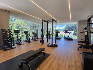 Lujosos Apartamentos en Zona 10 en Santa Sofia - Image 12