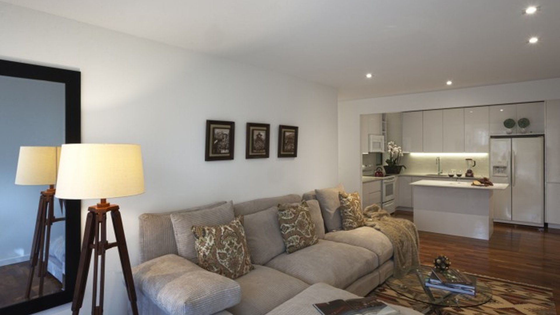 Apartamento en renta con jardín en la zona 10