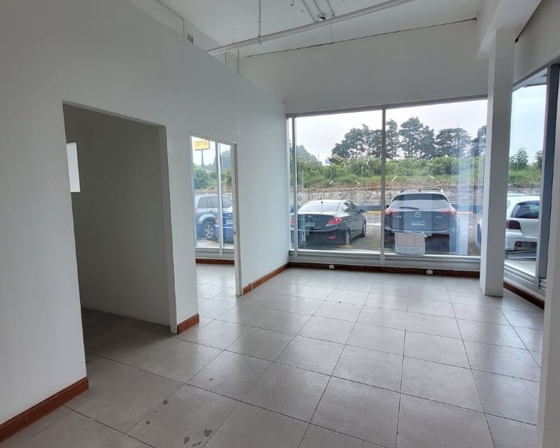Oficina en Venta Edificio Plaza Portal del Bosque torre 1, Km. 22.5 CES