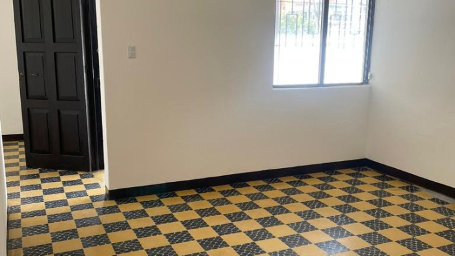 Propiedad Comercial en renta en zona 15 - Miniatura 5