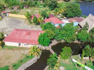 Hotel en venta en El Estor Izabal - 5