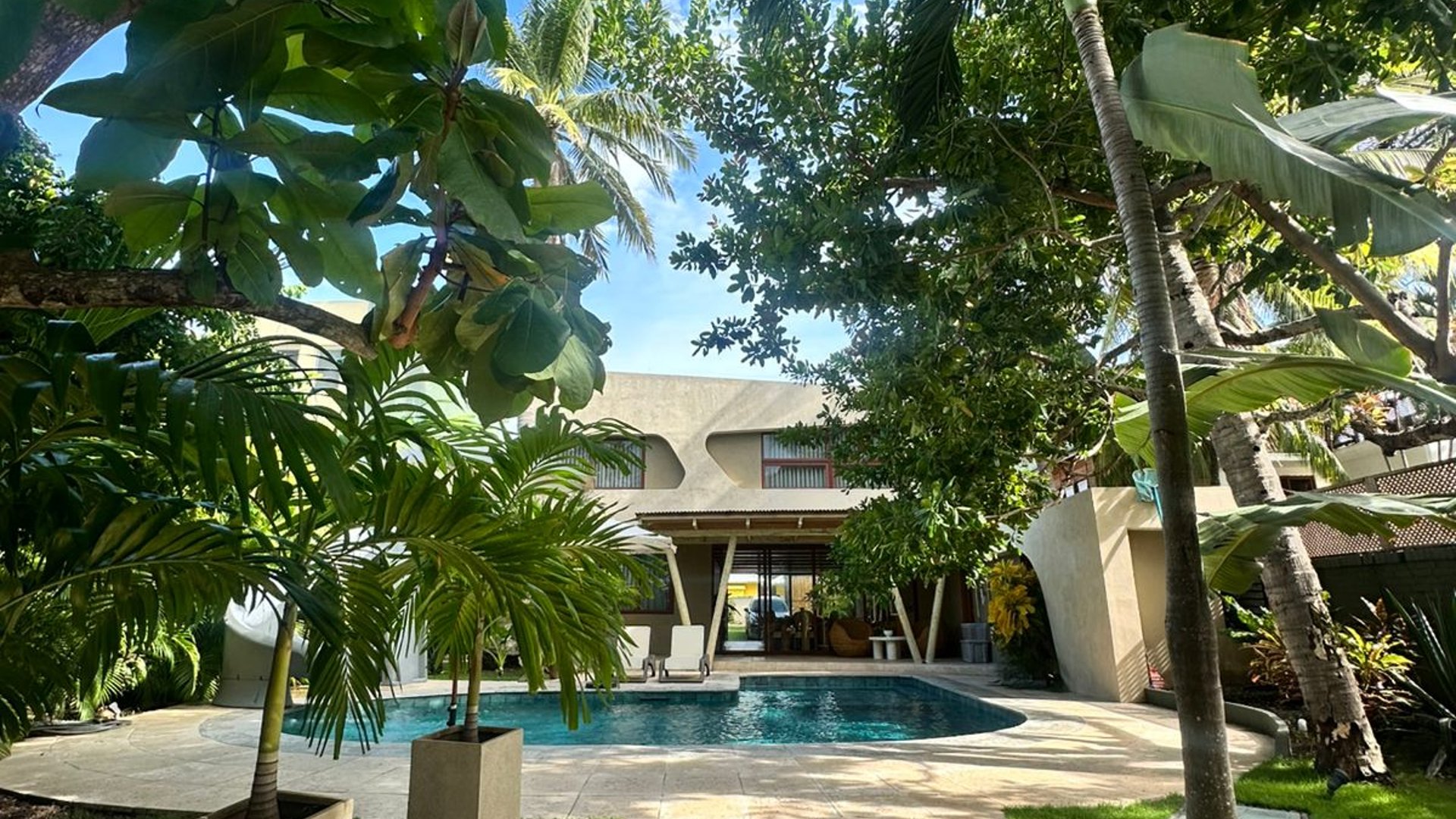PRECIOSA CASA EN LIKIN EN VENTA  - Image 1