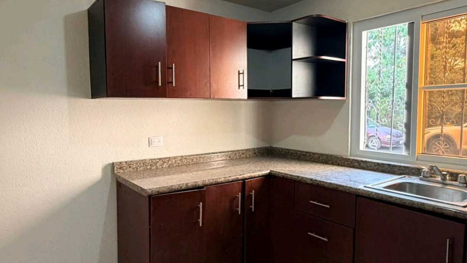 OPORTUNIDAD ÚNICA❗️
CASA EN VENTA????Colinas de Monte María Sur,Z.7 V.N - Miniatura 4