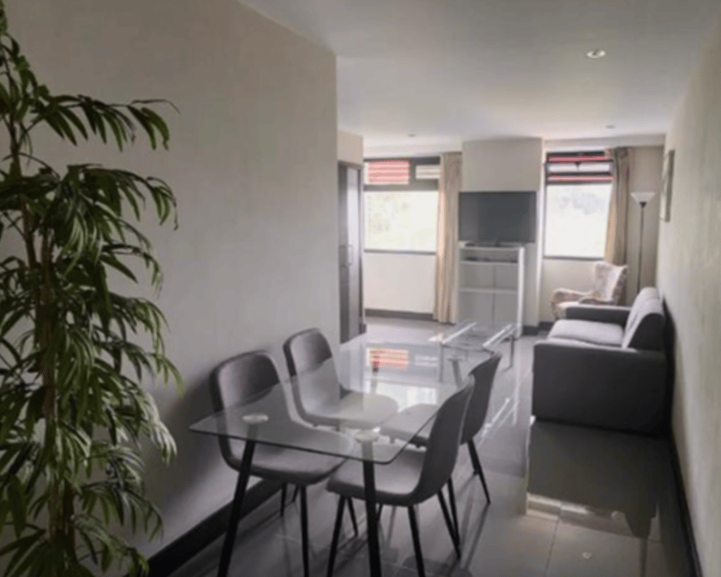 Apartamento Amueblado en Menorca Zona 15 | 1 Habitación con baño completo