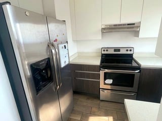 Apartamento en alquiler - Edificio Verona, zona 10 - 2