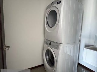 Apartamento nuevo a estrenar en Renta, zona 15 - Image 3