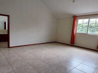 Casa en venta, en Fraijanes - 3