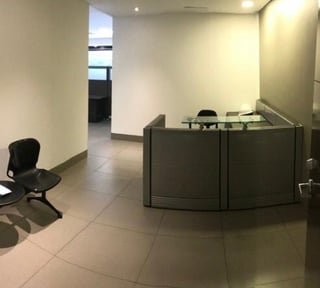 Oficina en venta en Edificio Desing Center zona 10