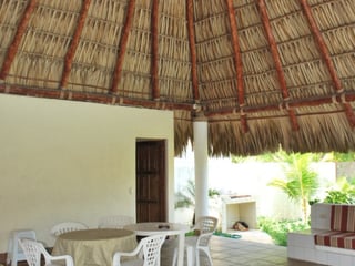 Casa de Playa en Venta en Monterrico - 4
