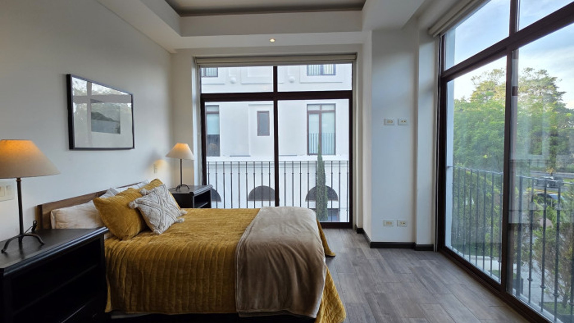 Apartamento amueblado en Alquiler Lirios de Cayala Z.16 - Miniatura 23