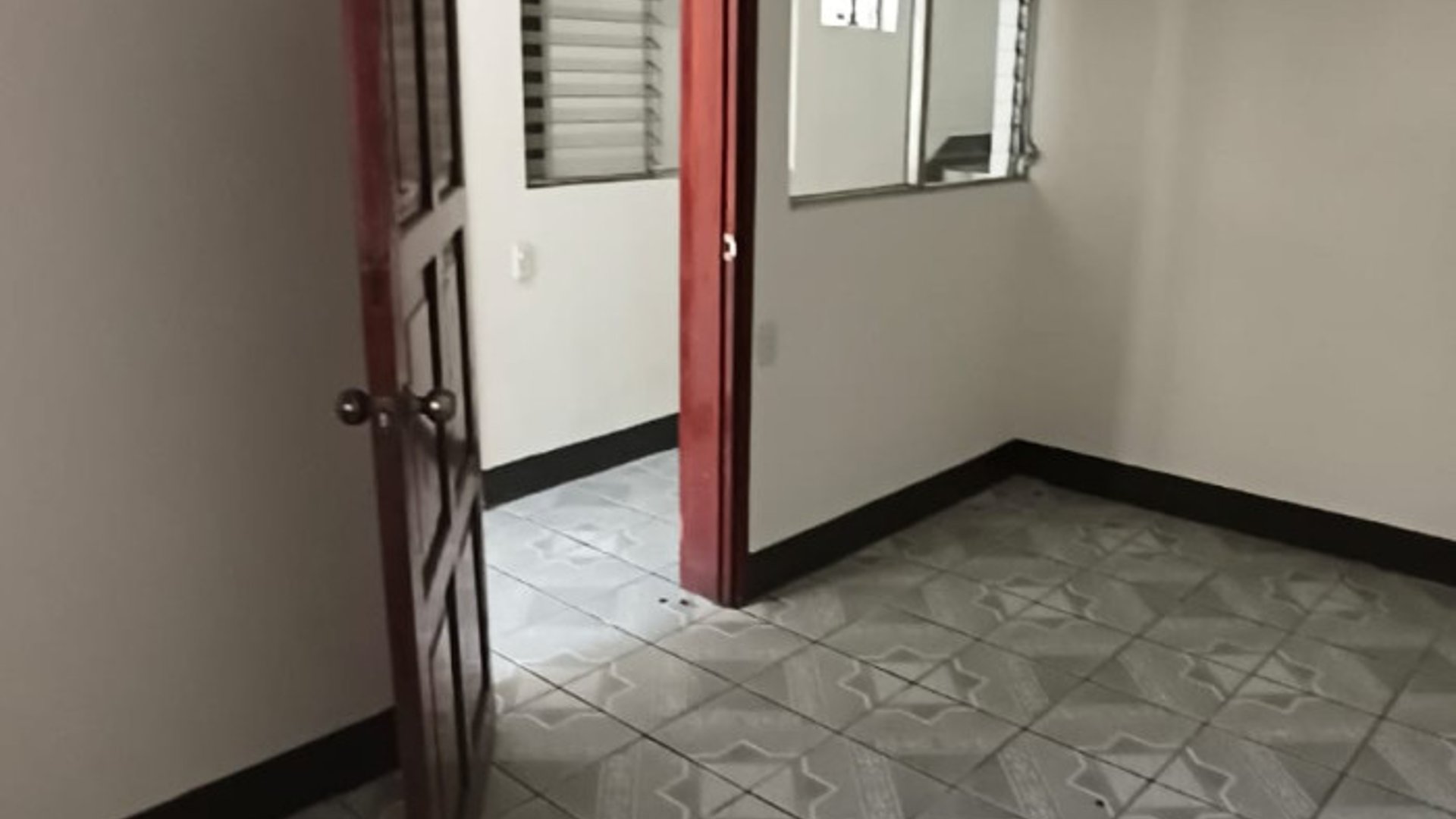 Casa en venta en zona 18 Altos de la Atlántida - Miniatura 10