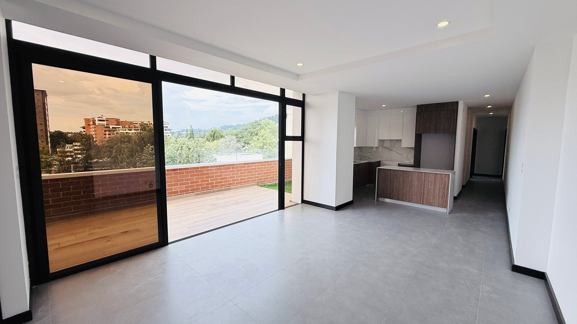APARTAMENTO C/ JARDÍN PARA ESTRENAR  3 HABS. EDIF. Arles ZONA 15