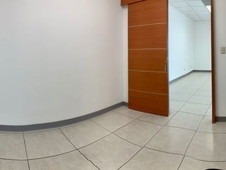 Oficina en alquiler, Edificio Zona Pradera, Zona 10 - 2