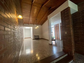 Casa de 1 Nivel en Renta, Colonia Monte María | 3 Hab y 4 Parqueos - 2