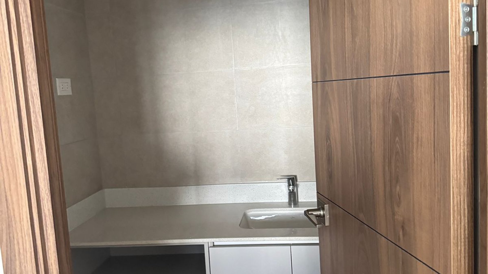 Apartamento con piscina en venta - Parque 14 - 3 habitaciones Ref-6001 - Miniatura 7